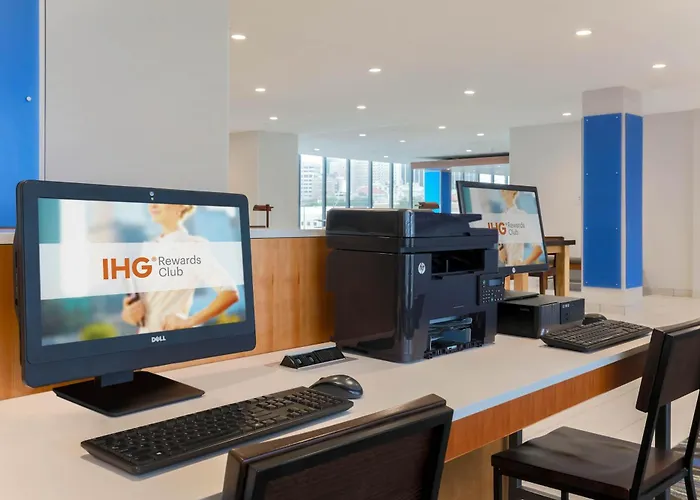 Express & Worth Downtown By Ihg 3*