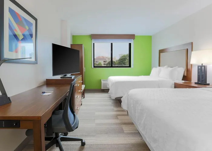 Express & Worth Downtown By Ihg 3*
