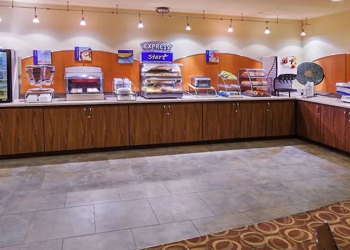 Express & Worth Downtown By Ihg Hotel Fort Worth