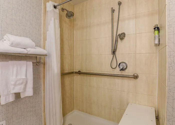 Express & Worth Downtown By Ihg Hotel Fort Worth