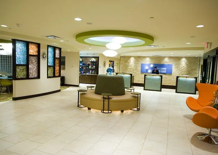 Express & Worth Downtown By Ihg 3*