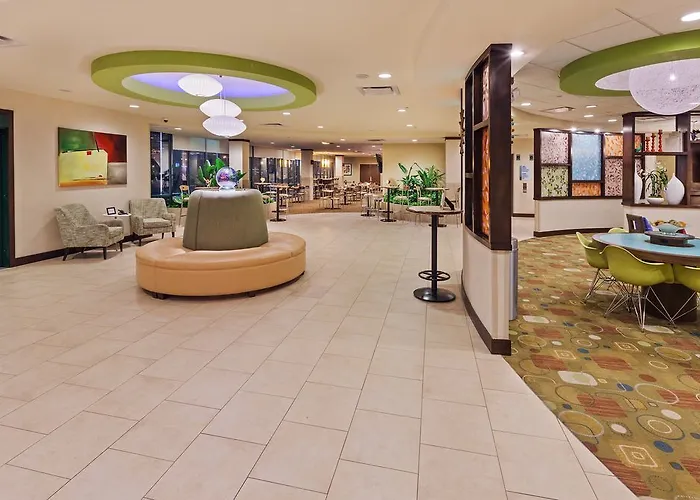 Express & Worth Downtown By Ihg 3*