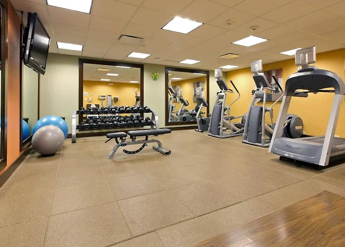 Express & Worth Downtown By Ihg