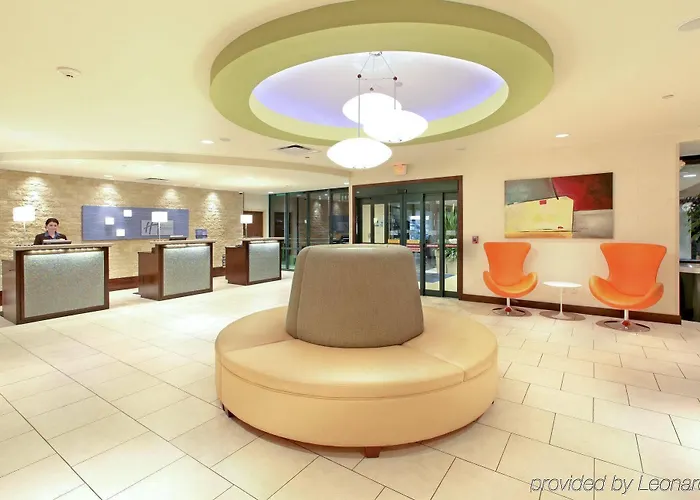 Hotel Express & Worth Downtown By Ihg
