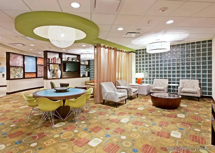 Express & Worth Downtown By Ihg